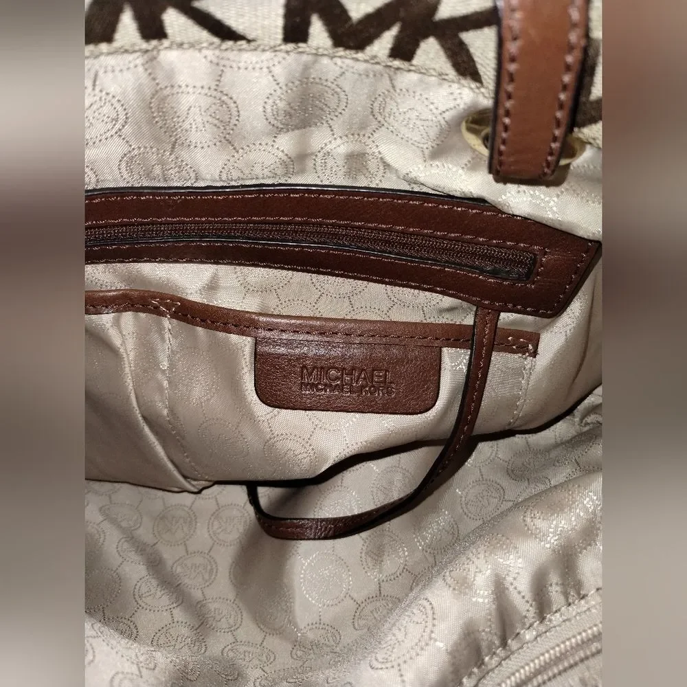 Michael Kors Jet Set Monogram Tote